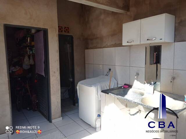 Casa para Venda em Várzea Grande - 5