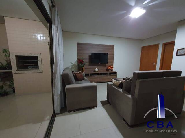 Apartamento para Venda em Cuiabá - 4