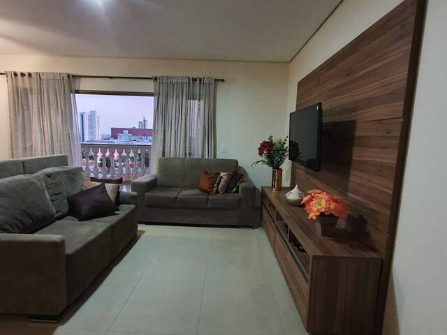 Apartamento para Venda em Cuiabá - 2