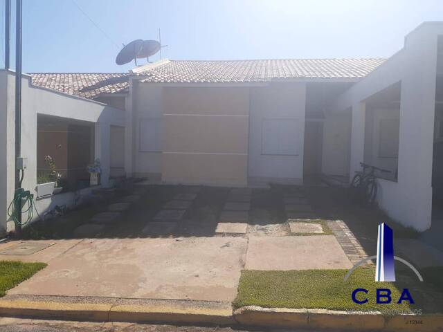 Casa para Venda em Cuiabá - 2