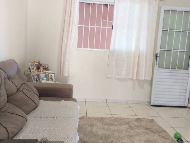 Casa para Venda em Cuiabá - 3