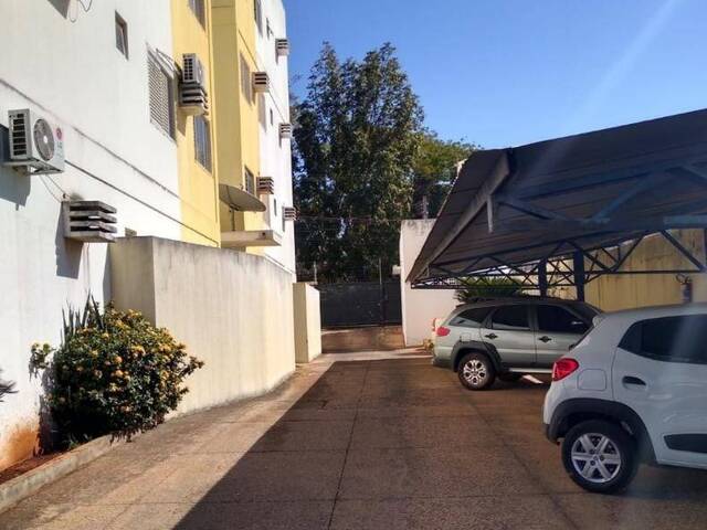 Apartamento para Venda em Cuiabá - 2