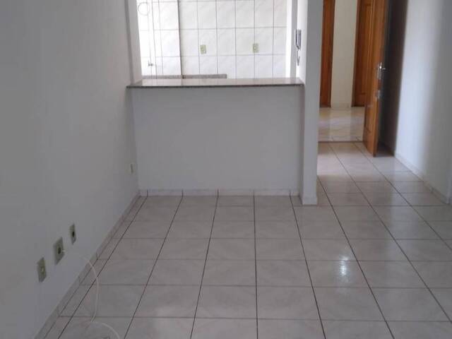 Apartamento para Venda em Cuiabá - 4