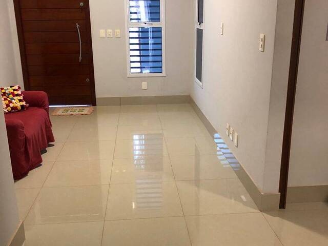 Casa para Venda em Várzea Grande - 4