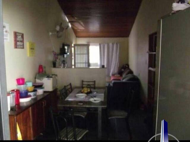 Casa para Venda em Cuiabá - 2