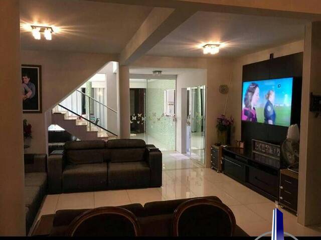 Casa para Venda em Cuiabá - 3