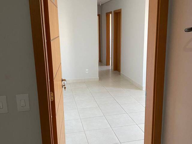 Apartamento para Venda em Cuiabá - 5