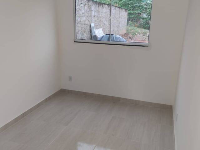 Casa para Venda em Várzea Grande - 3