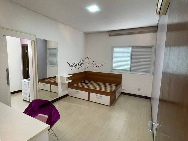 Casa para Venda em Cuiabá - 2