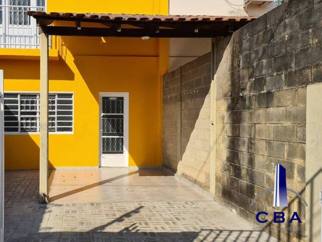 Casa para Venda em Cuiabá - 2