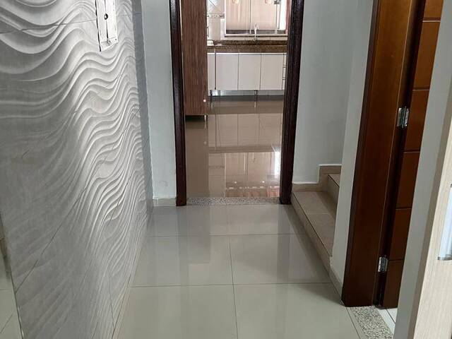 Casa para Venda em Cuiabá - 2