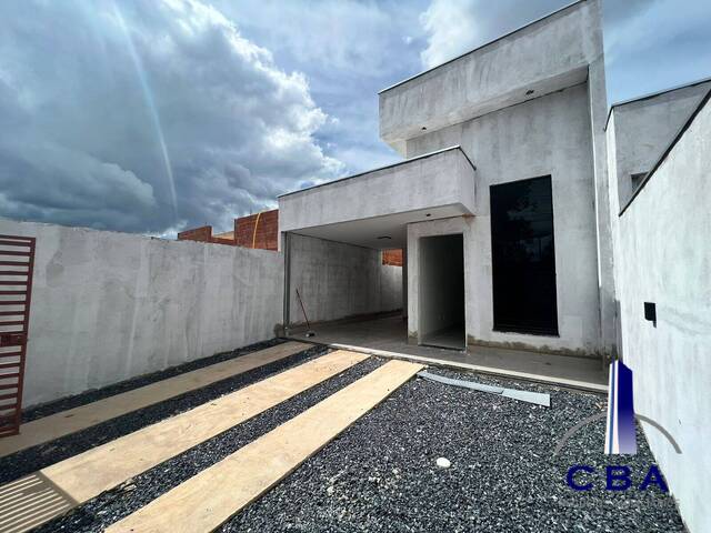 Casa para Venda em Cuiabá - 2