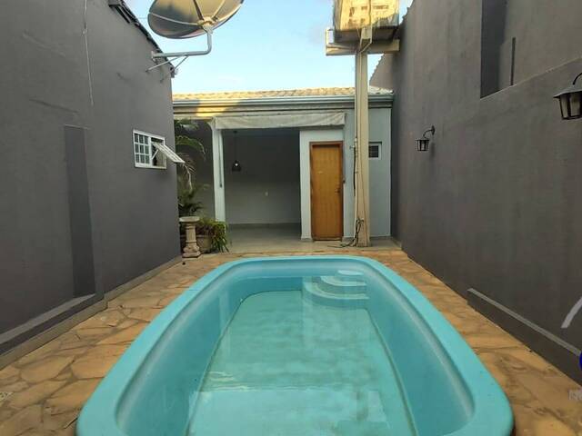 Casa para Venda em Cuiabá - 2