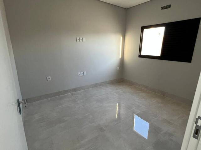 Casa para Venda em Cuiabá - 4