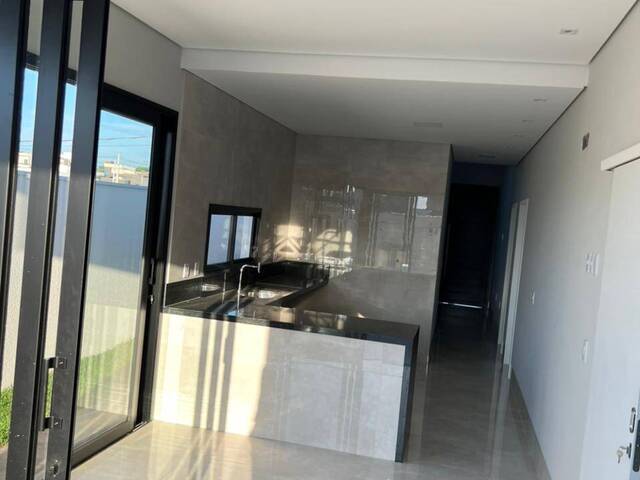 Casa para Venda em Cuiabá - 2