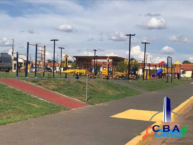 Casa para Venda em Várzea Grande - 3