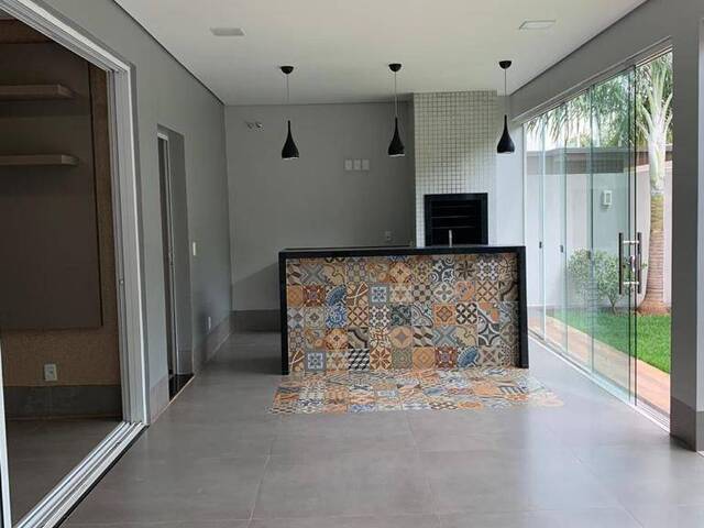 Casa para Locação em Cuiabá - 4