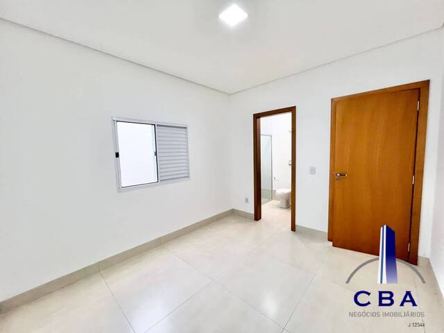 Casa para Venda em Cuiabá - 4