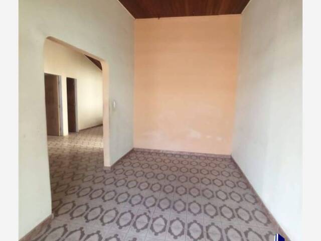 Casa para Venda em Cuiabá - 3