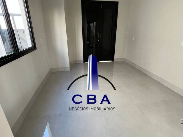 Casa para Venda em Cuiabá - 2