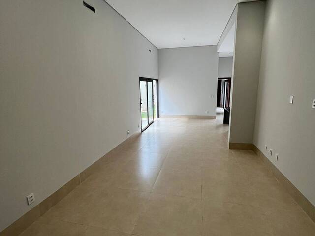 Casa para Venda em Cuiabá - 3