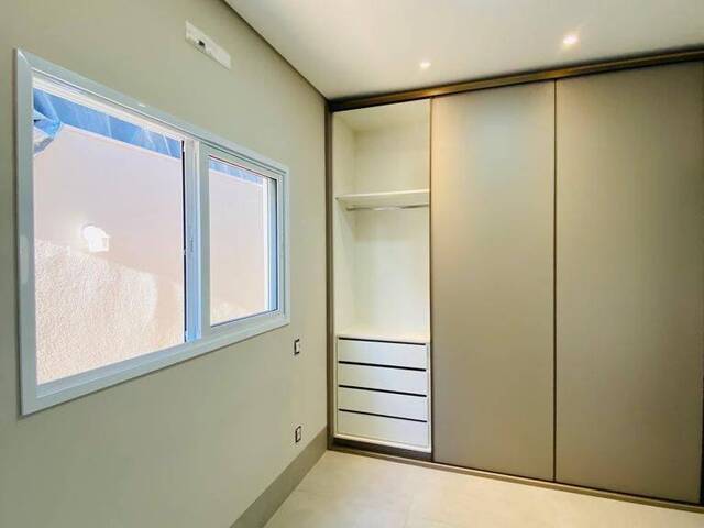 Casa para Venda em Cuiabá - 4