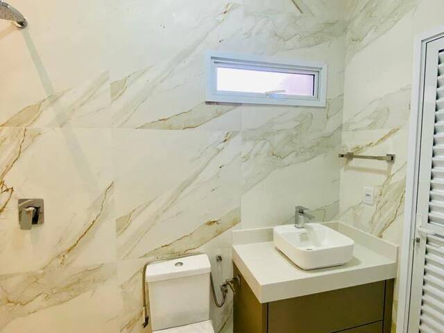 Casa para Venda em Cuiabá - 5