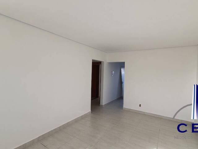 Casa para Venda em Cuiabá - 2