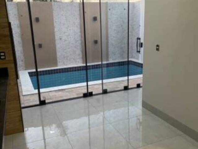 Casa para Venda em Cuiabá - 2