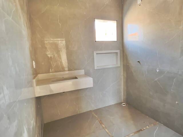 Casa para Venda em Cuiabá - 5