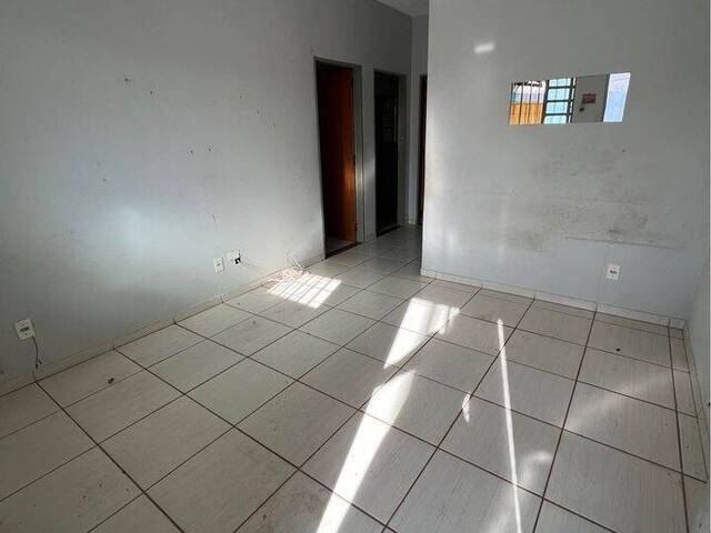 Casa para Venda em Cuiabá - 5