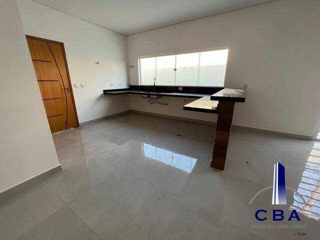 Casa para Venda em Cuiabá - 2