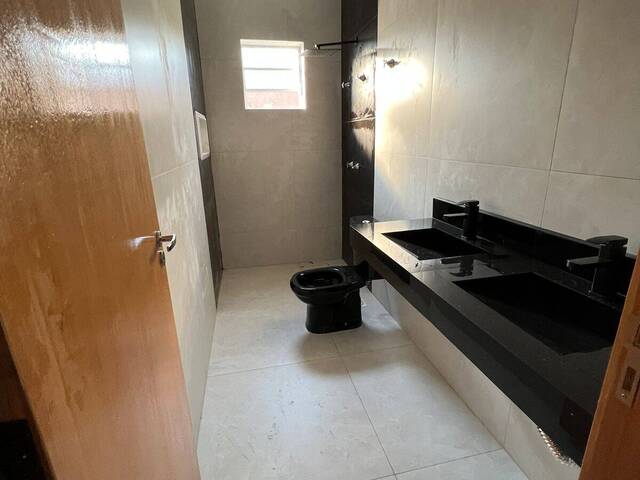 Casa para Venda em Cuiabá - 5