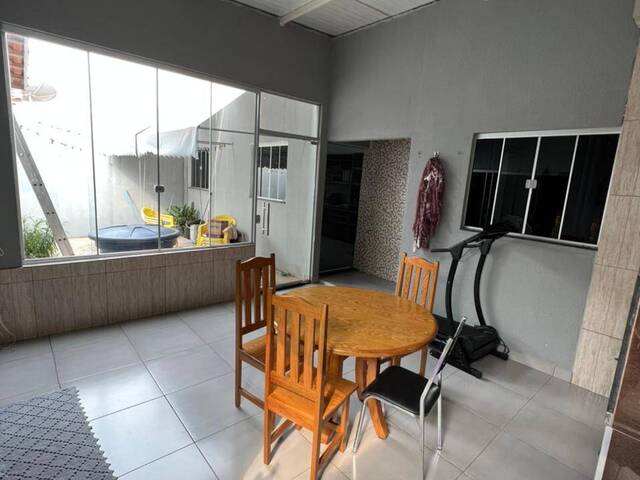 Casa para Venda em Cuiabá - 3