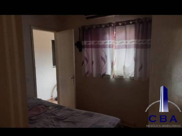 Casa para Venda em Cuiabá - 2