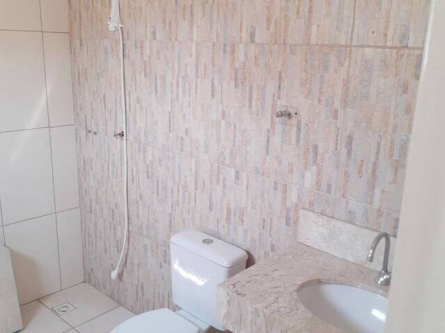 Casa para Venda em Várzea Grande - 4