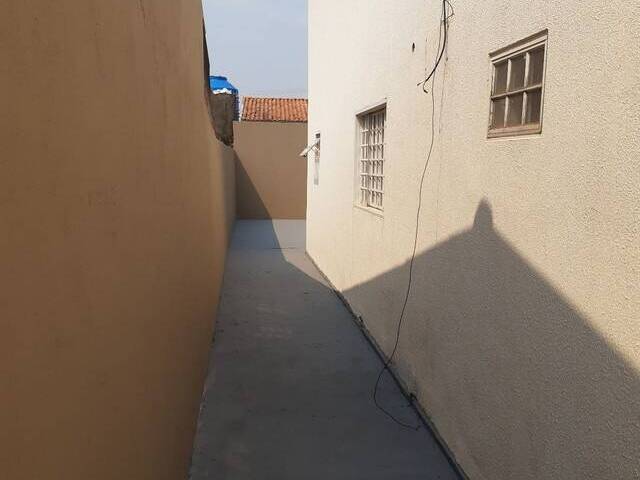 Casa para Venda em Várzea Grande - 5