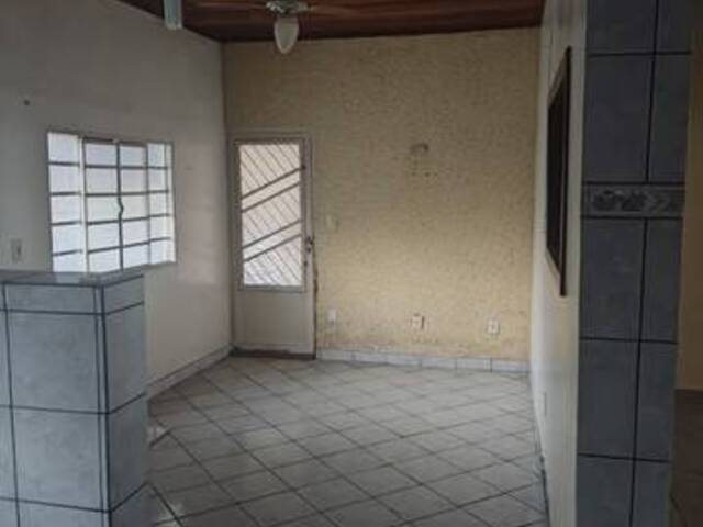 Casa para Venda em Cuiabá - 2