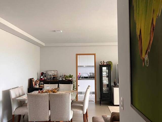 Apartamento para Venda em Cuiabá - 5