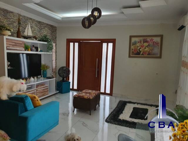 Casa para Venda em Várzea Grande - 2