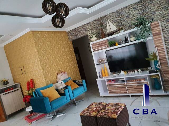 Casa para Venda em Várzea Grande - 4