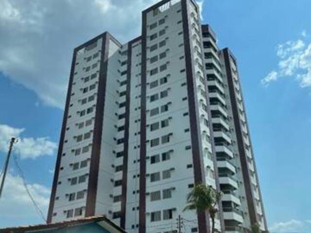 #2019 - Apartamento para Venda em Várzea Grande - MT