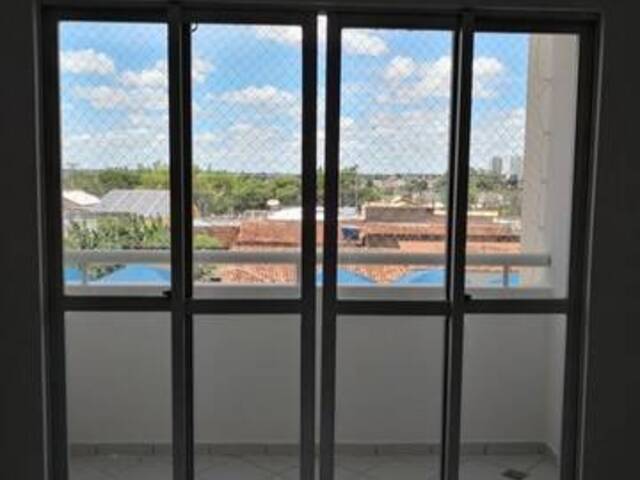 Apartamento para Venda em Cuiabá - 2