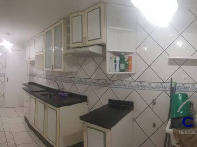 Apartamento para Venda em Cuiabá - 2