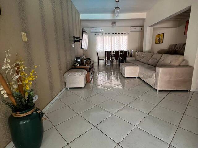 Casa para Venda em Cuiabá - 4