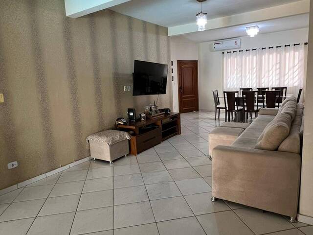 Casa para Venda em Cuiabá - 5