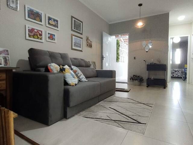 Casa para Venda em Cuiabá - 2