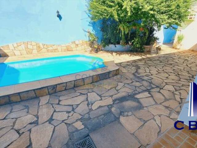 Casa para Venda em Cuiabá - 2