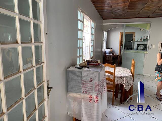 Casa para Venda em Cuiabá - 2