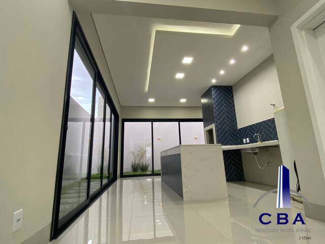 Casa para Venda em Cuiabá - 2